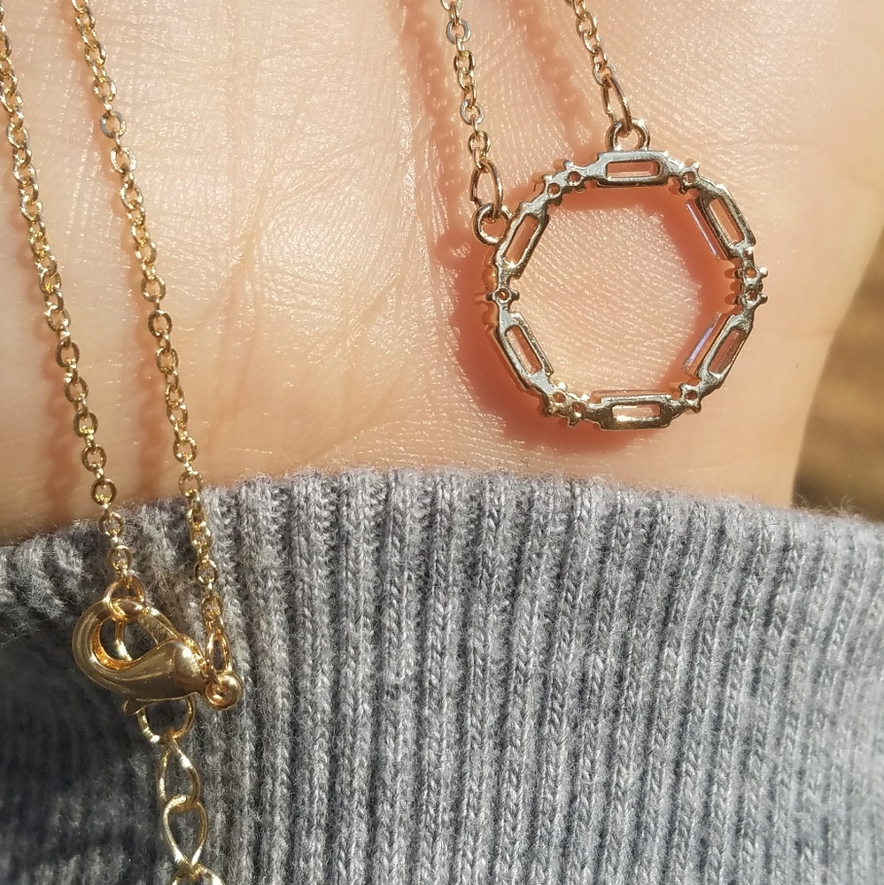 Gold Necklace Gold Necklace Gold Necklace Gold Necklace Gold Necklace - Picture 6 of 7